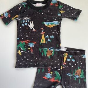 Hanna Short Johns Summer Pajamas with Yetis and Aliens